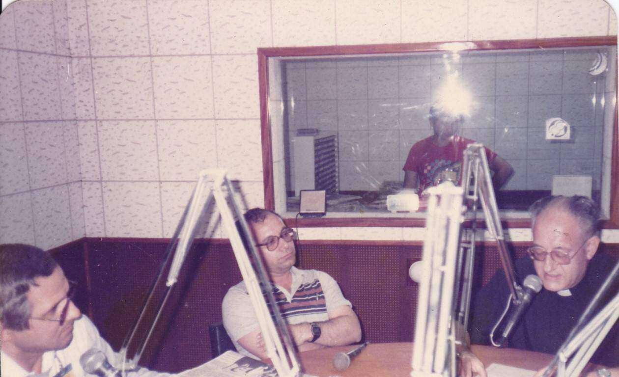 Estúdios da rádio na década de 1980