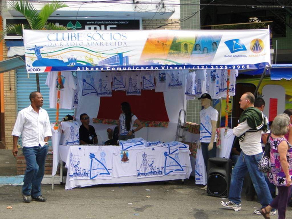 Equipe na cobertura da Festa de São Benedito em 2010