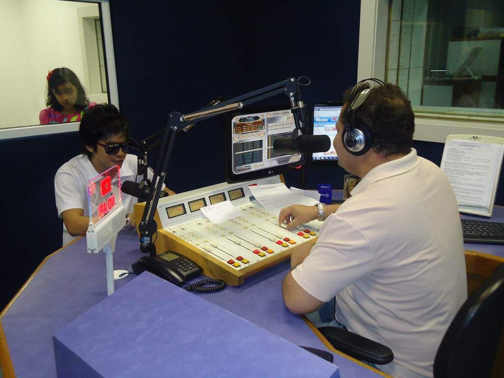 Participação do apresentador Yudi nos estúdios em 2010