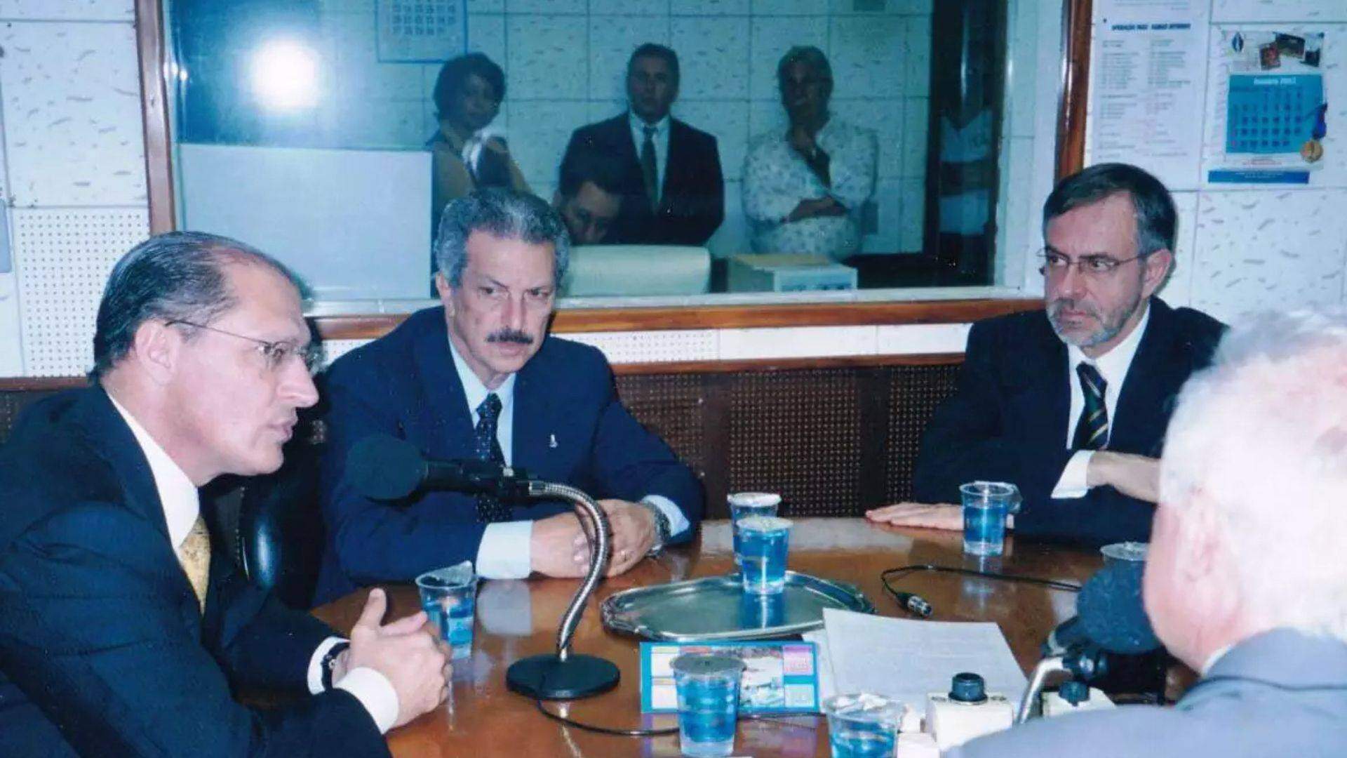 Visita do Governador Geraldo Alckmin nos estúdios no dia 12 de outubro em 2003 ou 2004