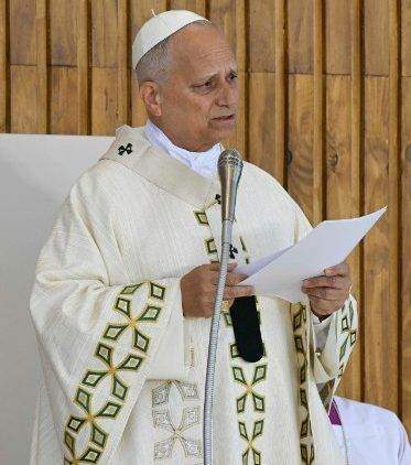Em Madri, Papa diz que Jesus caminha com o seu povo