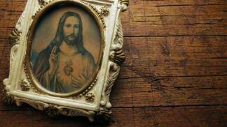 quadro com a imagem do sagrado coração de jesus