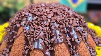 Bolo de Beterraba com Chocolate - Sabor de Vida 