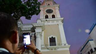 foto mostra dano em igreja  após terremoto na venezuela