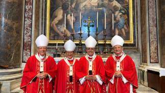 arcebispos brasileiros recebem o pálio no vaticano