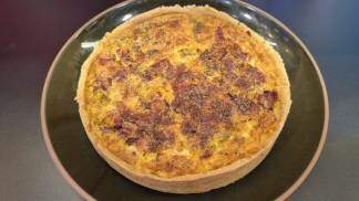 quiche de bacon com alho-poró