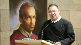 Padre Rogério Gomes - Superior Geral