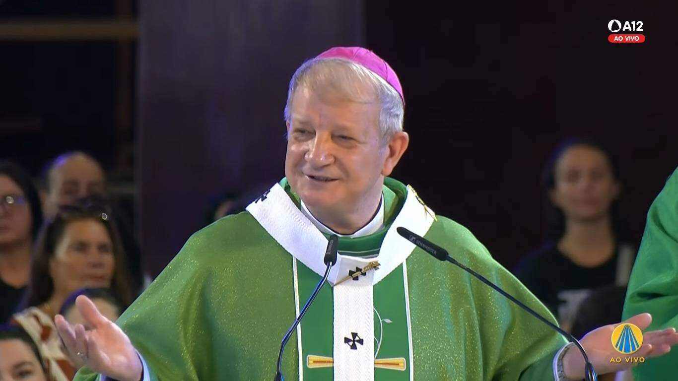 Dom Mário: Jesus nos pega pela mão e nos devolve ao barco