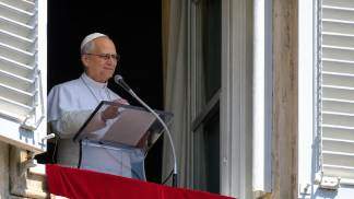 papa leao xiv no angelus em agosto de 2026