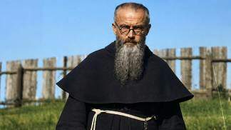 Fotografia colorida de São Maximiliano Kolbe 