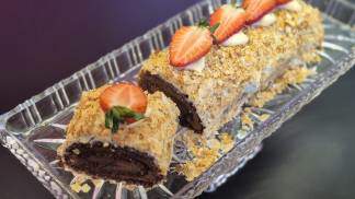 rocambole de chocolate com morango_Easy-Resize.com