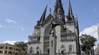 Catedral de Manizales após terremoto