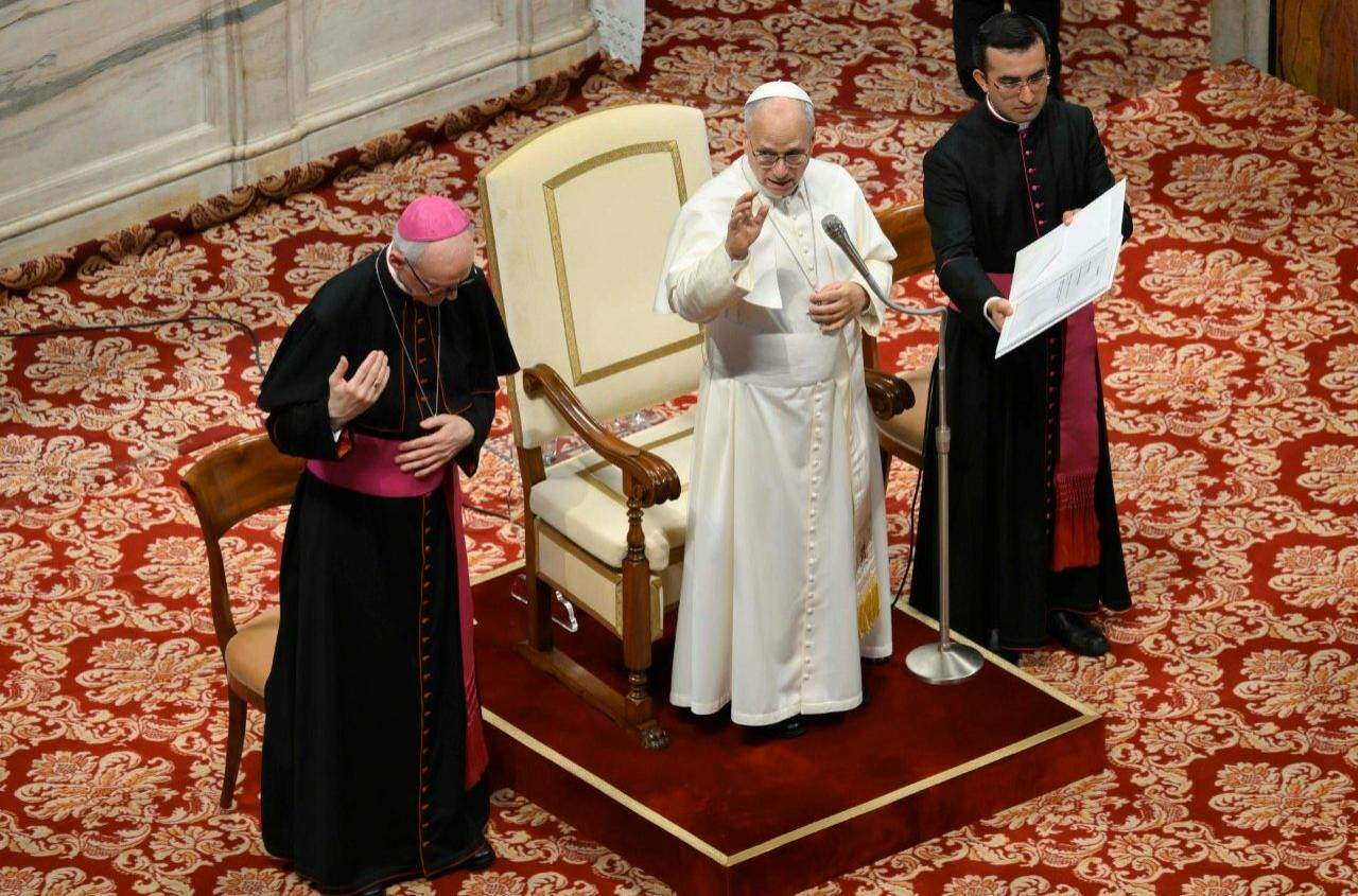 Leão XIV: católicos não devem ir à Missa apenas para “assistir”