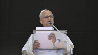 papa leão segurando um papel no Angelus