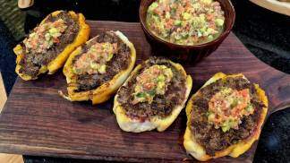 fraldinha com gorgonzola e cebola caramelizada