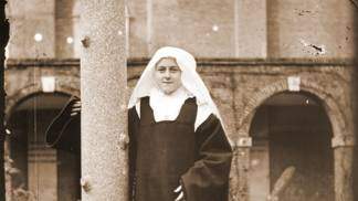 imagem de santa teresinha les archives du carmelo de lisieux