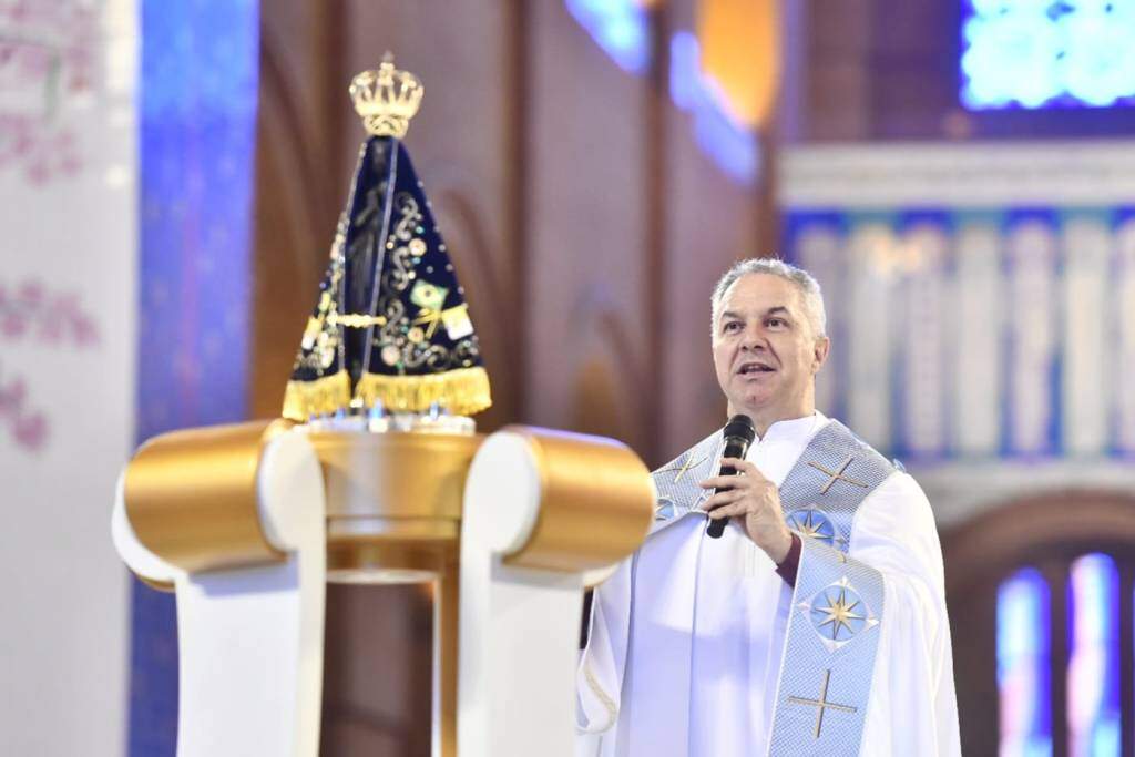 Pe. Camilo Júnior foi o pregador do 1º dia da Novena da Tarde