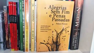 Livro sobre idosos uneser