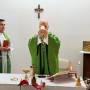 Papa Leão XIV celebra missa durante internação em Roma