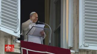 leão xiv retoma o angelus após cirurgia no pulmão