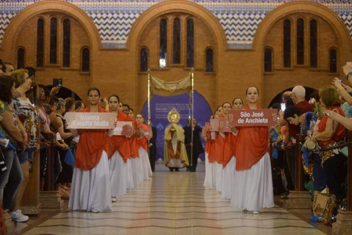 Dom Cláudio Hummes preside 1º dia da Novena Solene da Padroeira