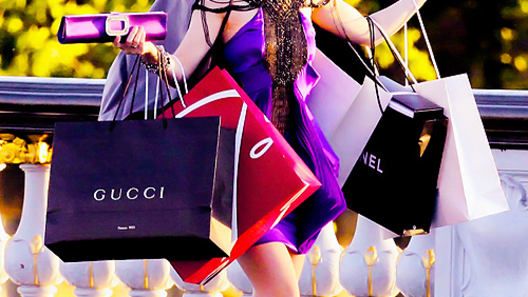 consumismo (Shutterstock) consumismo (Shutterstock)